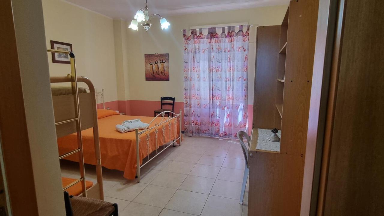 Apartamento Casa Sibarys 20 Mt Dalla Stazione Piano Terra Sibari Exterior foto